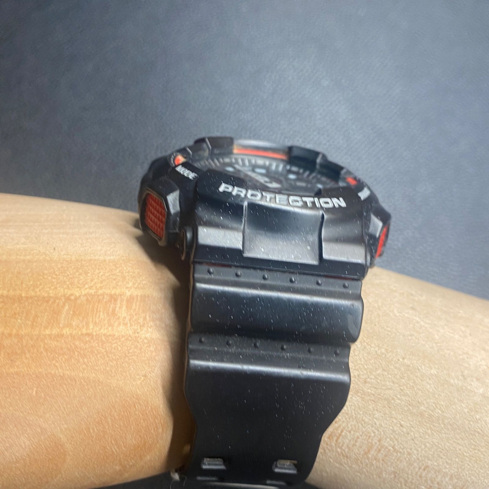 メンズ CASIO G-SHOCK オールブラック アナデジ 腕時計 GA2100