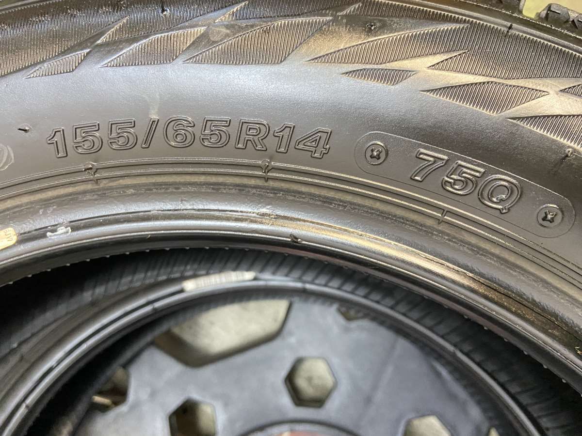 店内全品大特価!! 155 65R14 ブリヂストン ブリザック VRX2 タイヤ スタッドレスタイヤ 2本セット w14250923022