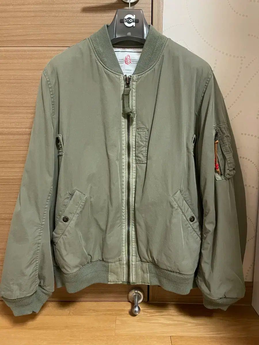 ブラックアウト ma ー 1 オリーブ m サイズ