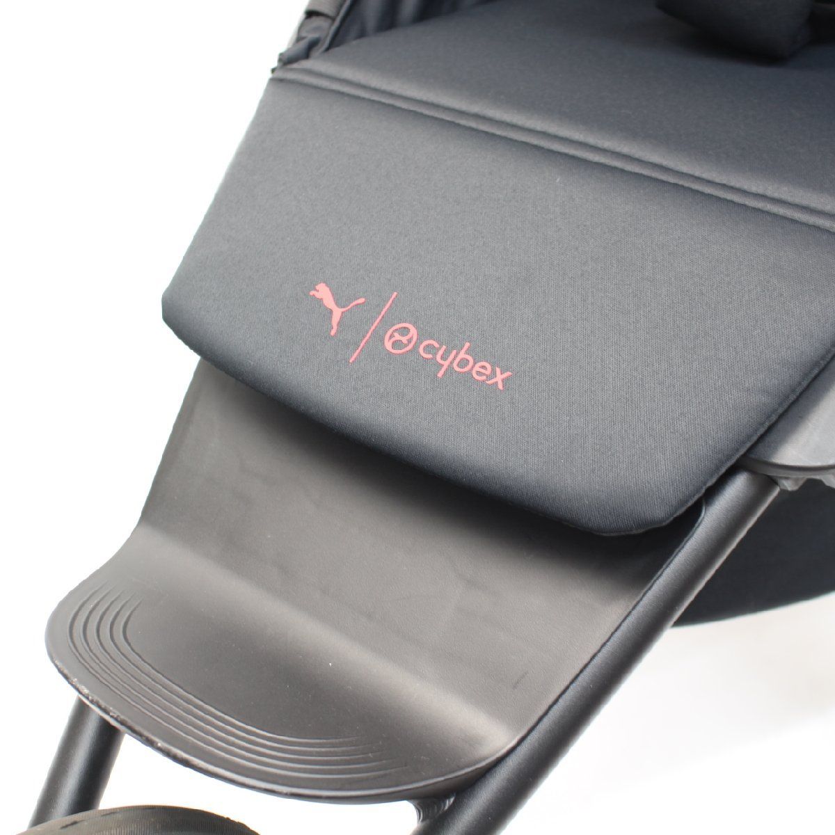 神奈川pay可】482)【使用僅か/希少】PUMA x CYBEX AVI ワンボックス