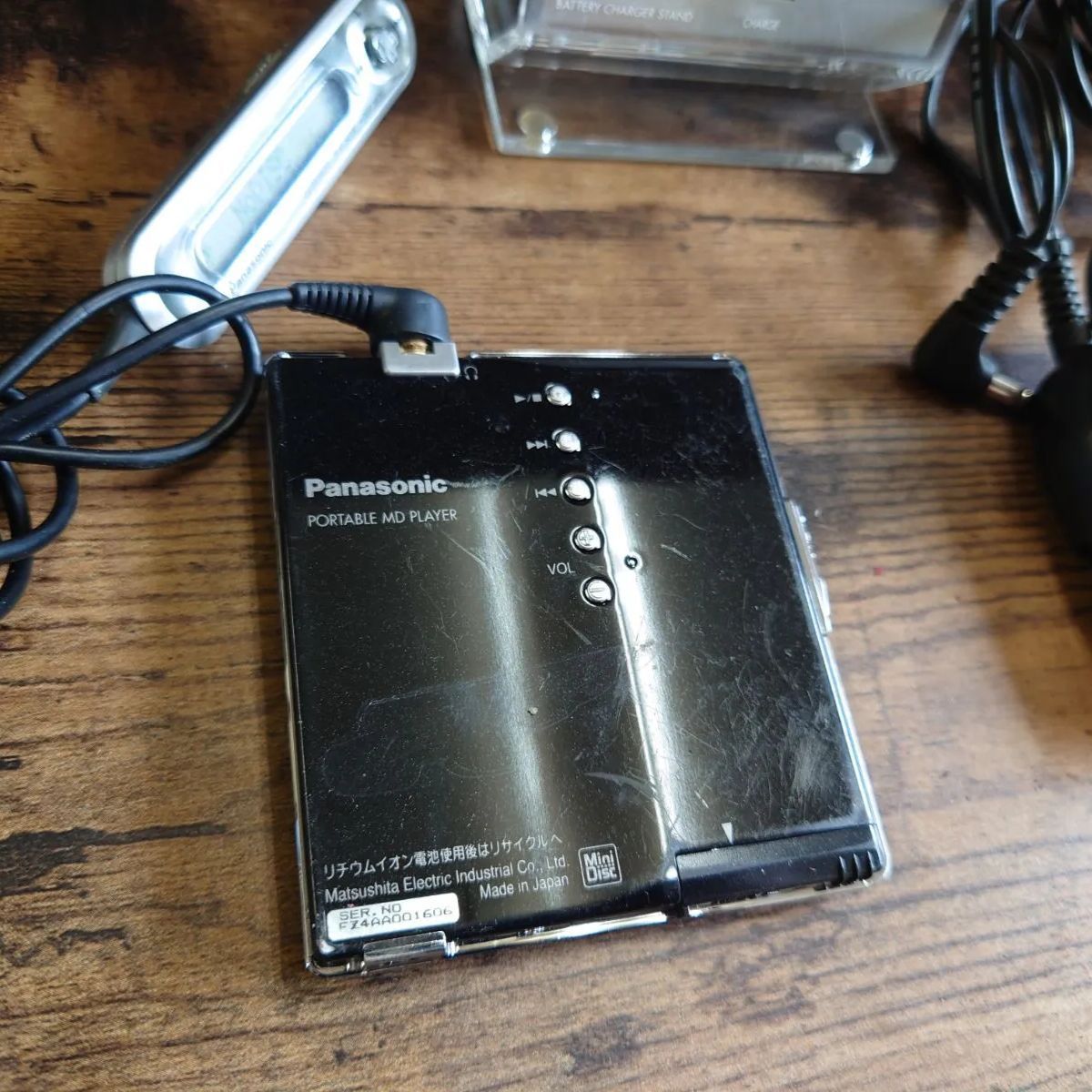 パナソニック ポータブルMDプレーヤー シルバー SJ-MJ97-S Panasonic