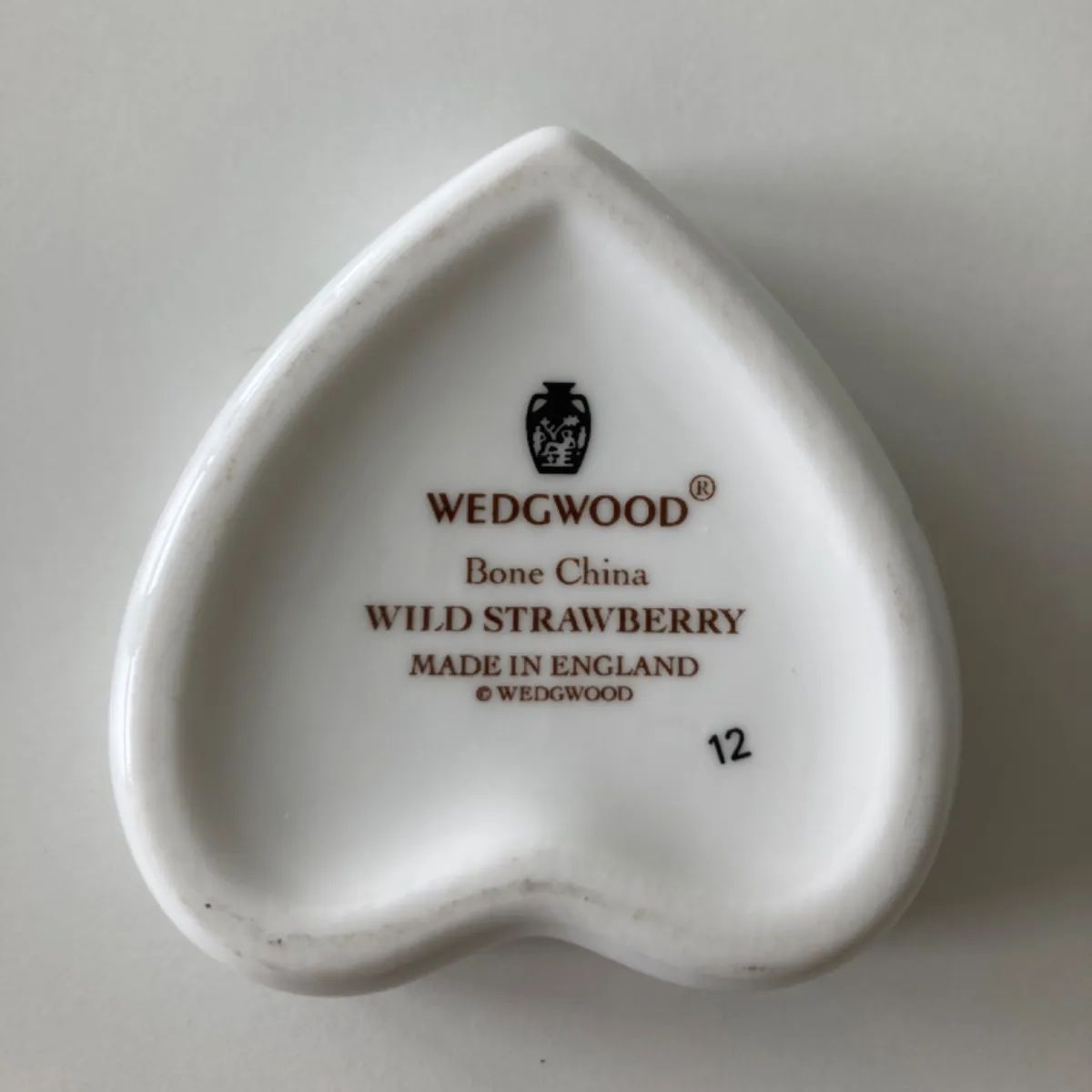 【美品】ウェッジウッド(WEDGWOOD)　ワイルドストロベリー　ハートケース　✳️小物入れ✳️WILD STRAWBERRY