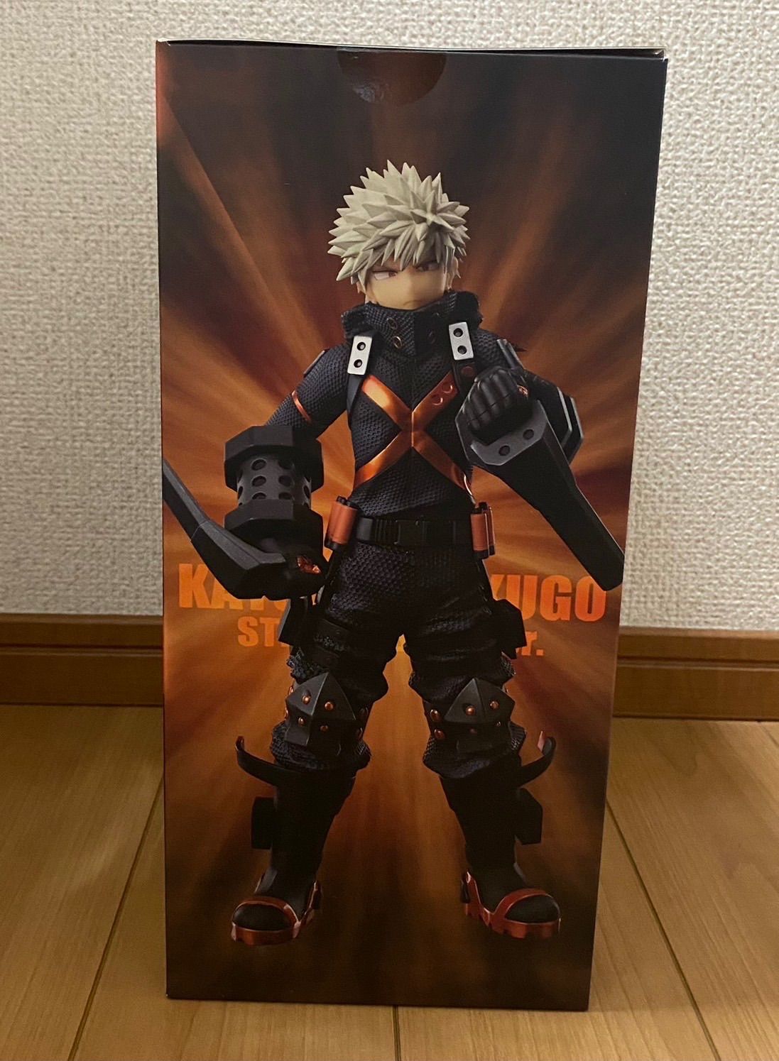 ヒロアカ 爆豪勝己 ステルスス-ツ Ver. 1/8 完成品 フィギュア