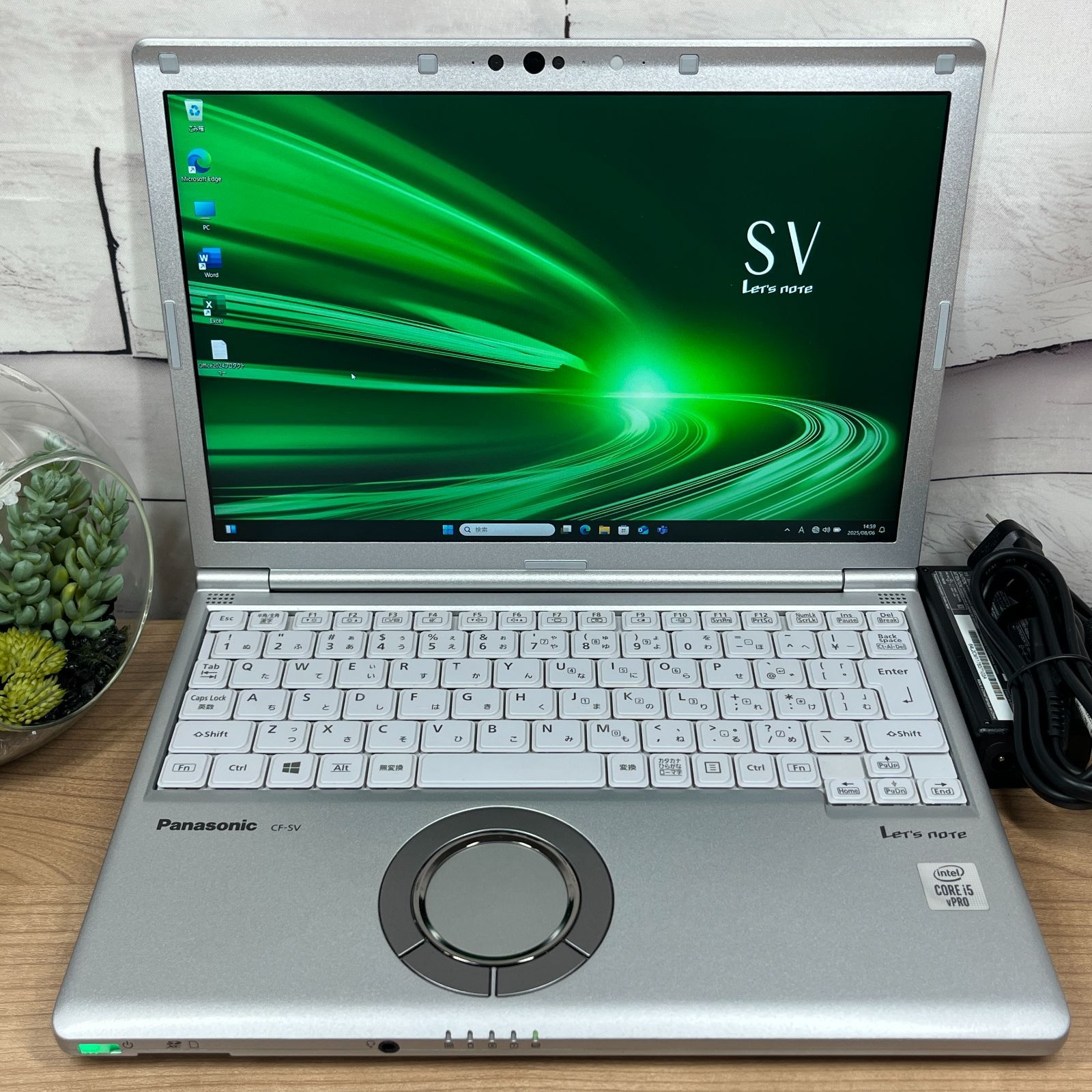 お買い得品＞05157軽量 Panasonic レッツノート CF-SV9 8GB
