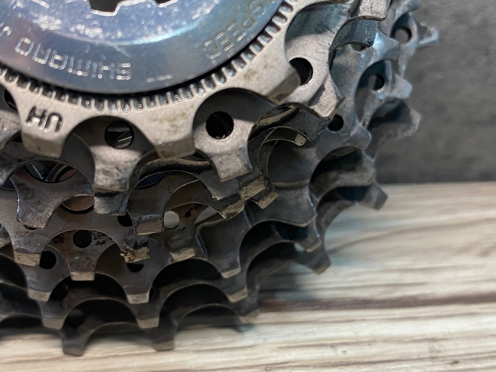 JJ592 シマノ SHIMANO デュラエース DURA-ACE CS-7700 スプロケット 12