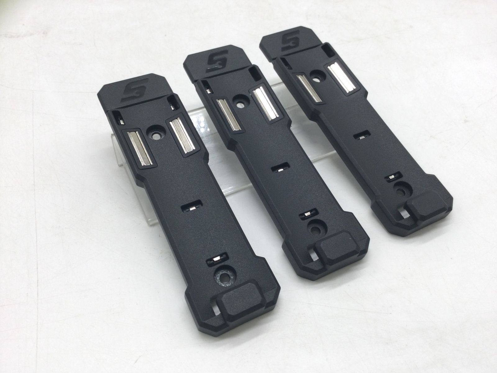 Snap-on スナップオン 3pcマグネット式缶ホルダー FLEXCANHLDRBK ITQT5P44PEPA エコツール豊田インター店 M02