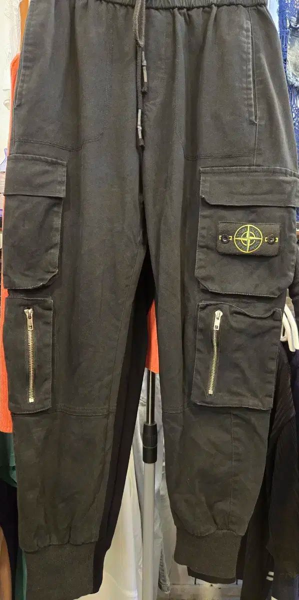 ストーン アイルランド パンツ
