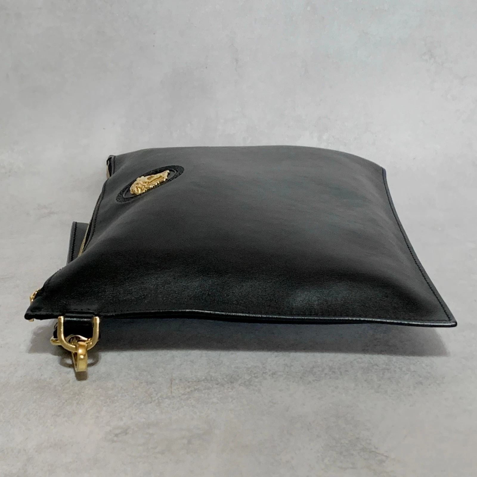 クラッチバッグ