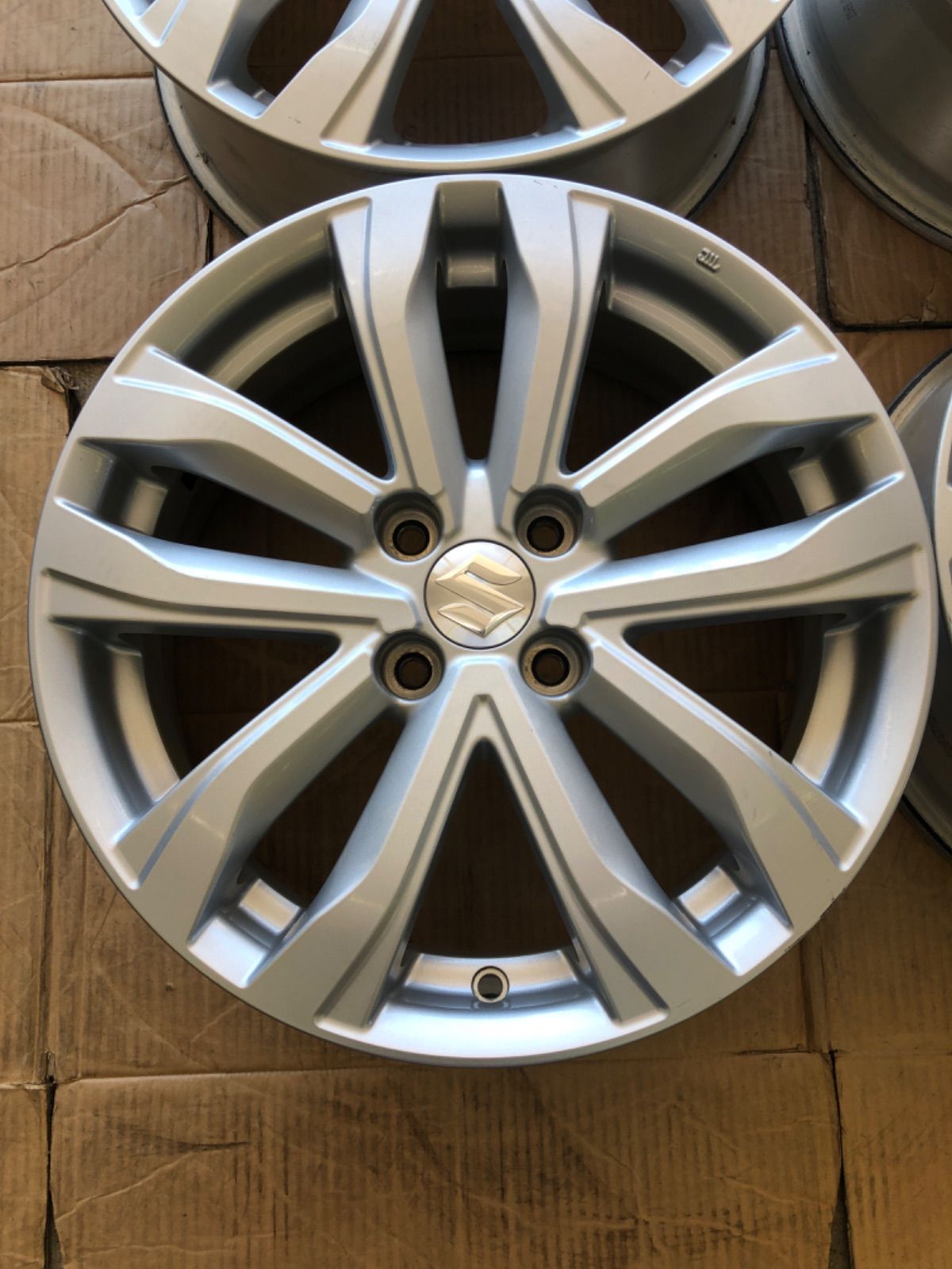 ENKEI スズキ スイフトRS 後期 ZC72 純正アルミホイール 16インチ 6J ENKEI ワゴンR スティングレー流用などに