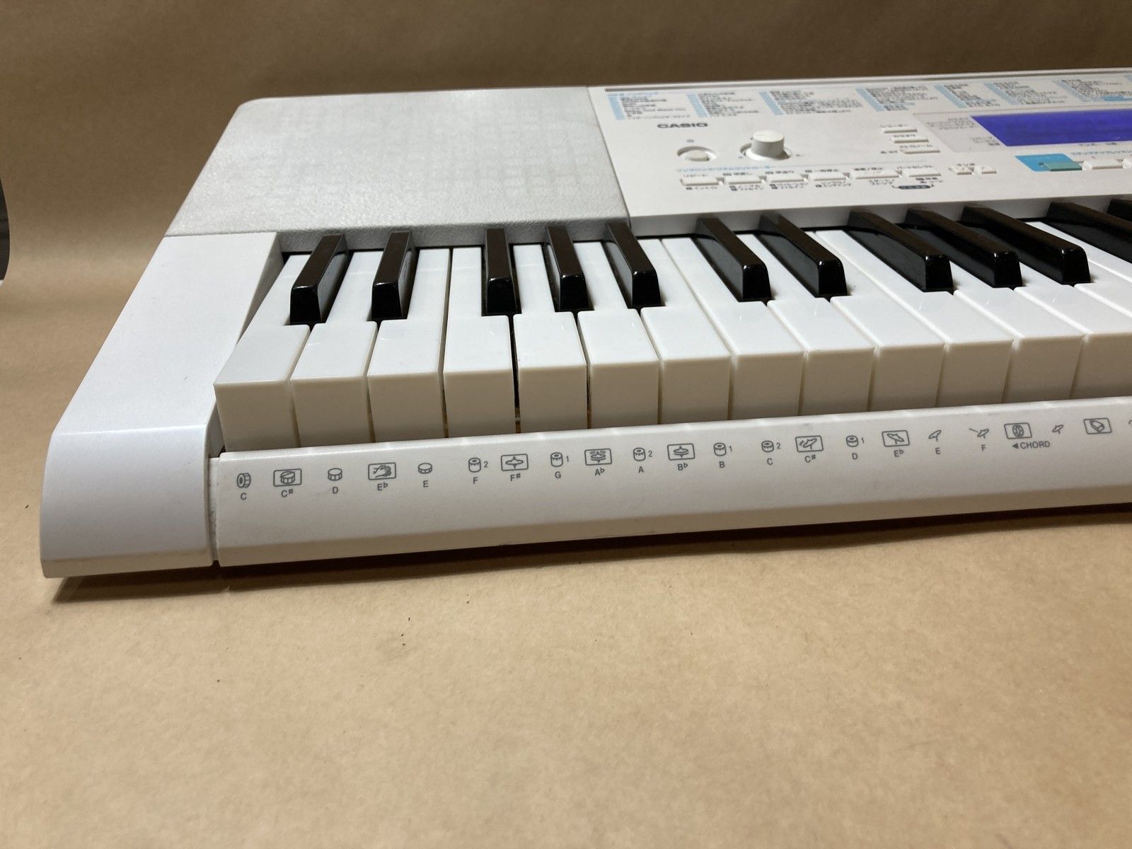 カシオ 電子キーボード 61標準鍵 光ナビゲーションキーボード LK-221