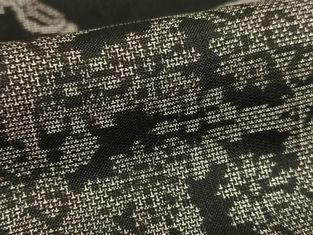 平和屋着物○本場大島紬 9マルキ 地空 花鼓文 黒地 正絹 逸品  