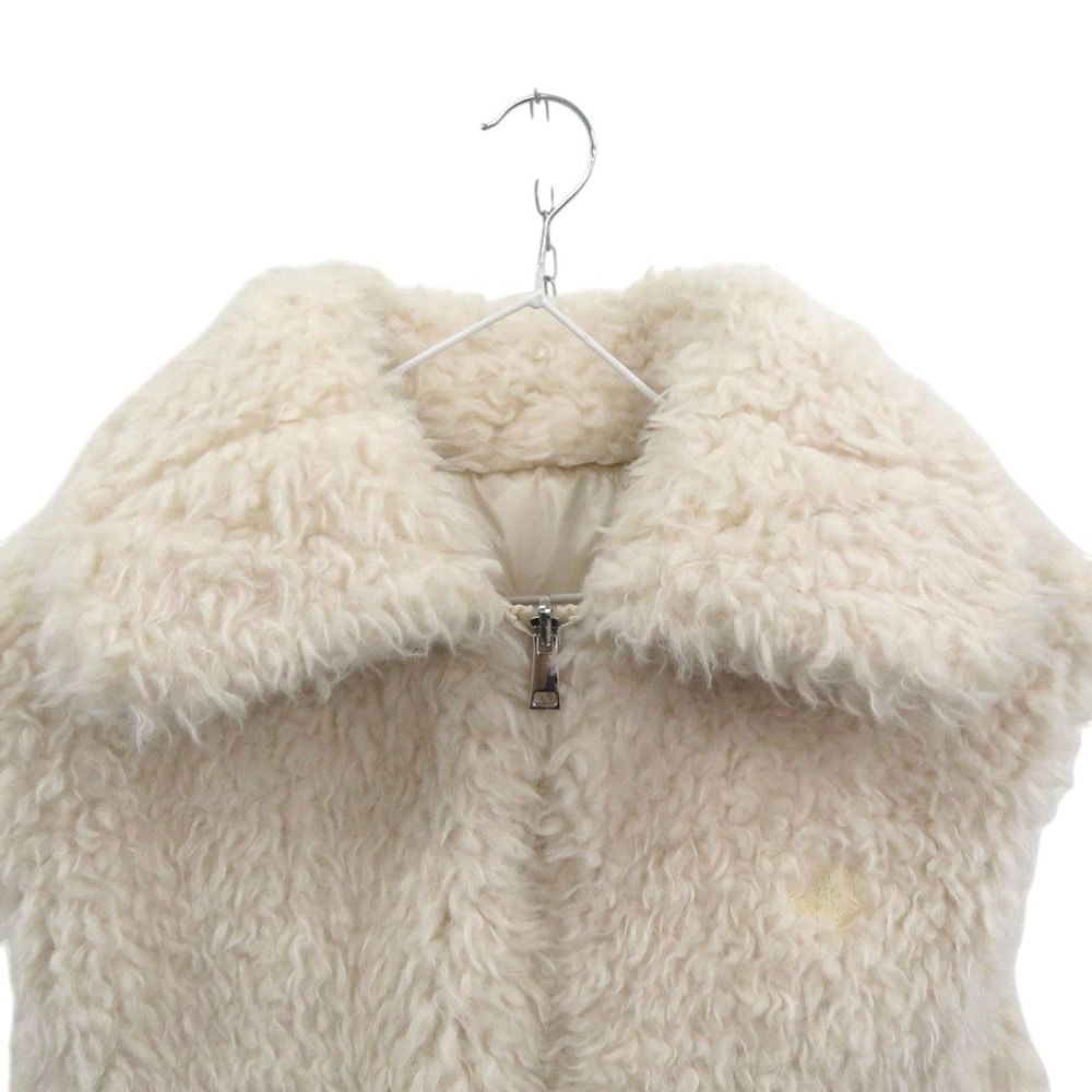 ダウンベスト ロゴワッペン