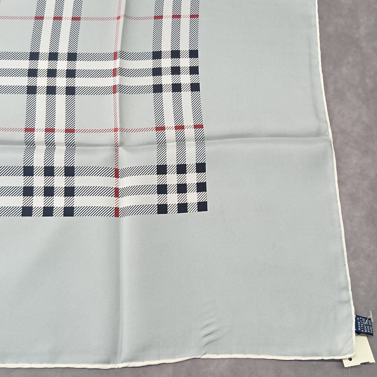 BURBERRY LONDON バーバリー ノバチェック ホース 大判 スカーフ 新品タグ付き✨】バーバリー スカーフ 現行モデル ノバチェック