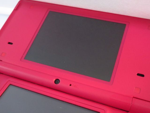 動作品 Nintendo DSi ピンク TWL-001  任天堂　本体　ニンテンドー