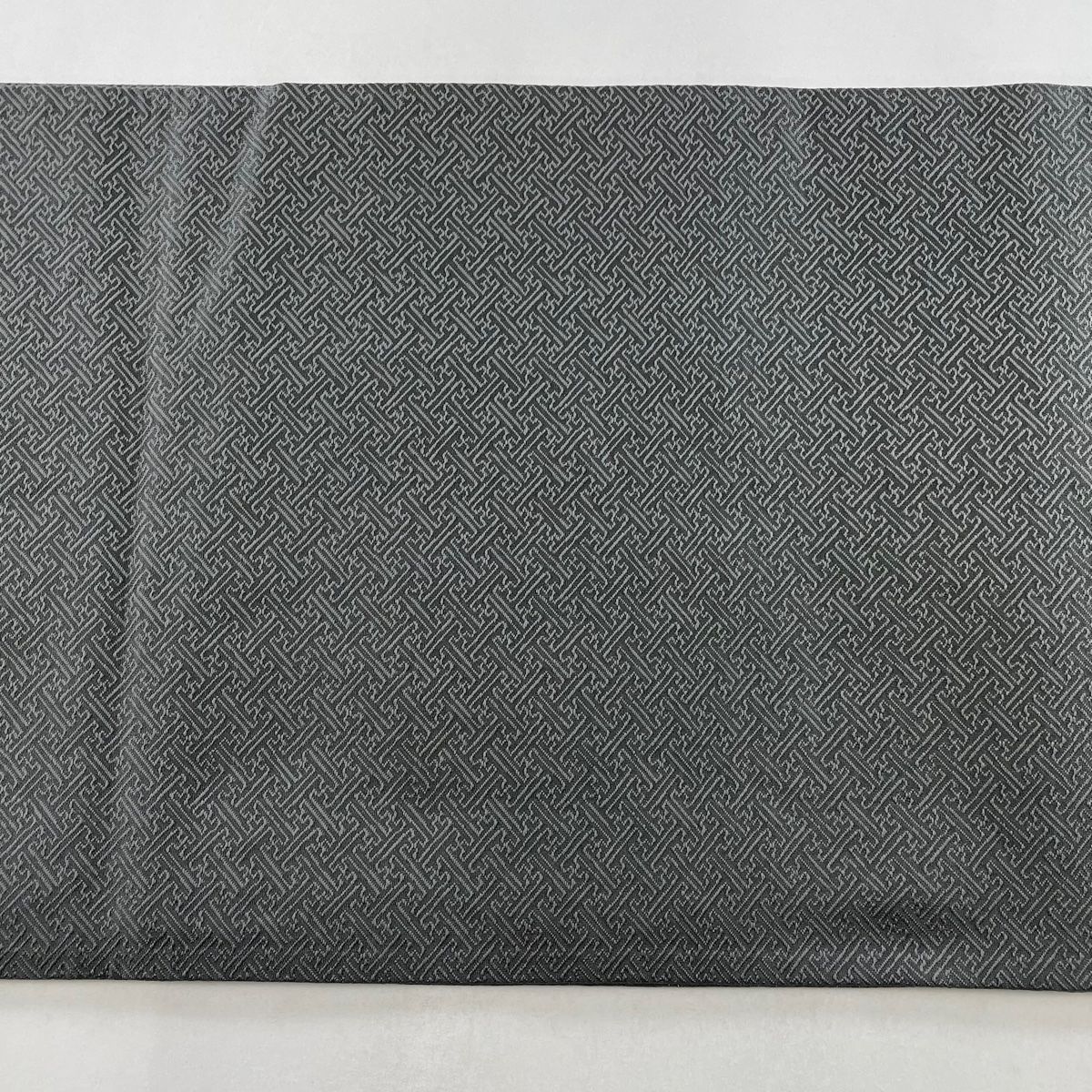 袋帯 美品 秀品 松 鳥 刺繍 金糸 灰色 お太鼓柄 正絹 【中古 袋帯 美品 秀品 松 鳥 刺繍 金糸 灰色 お太鼓柄 正絹 【中古