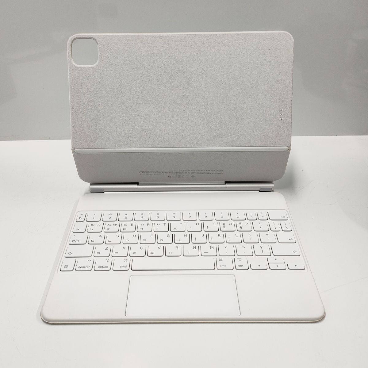 Apple iPad Magic Keyboard USED品 韓国語 ハングル MODEL A2261