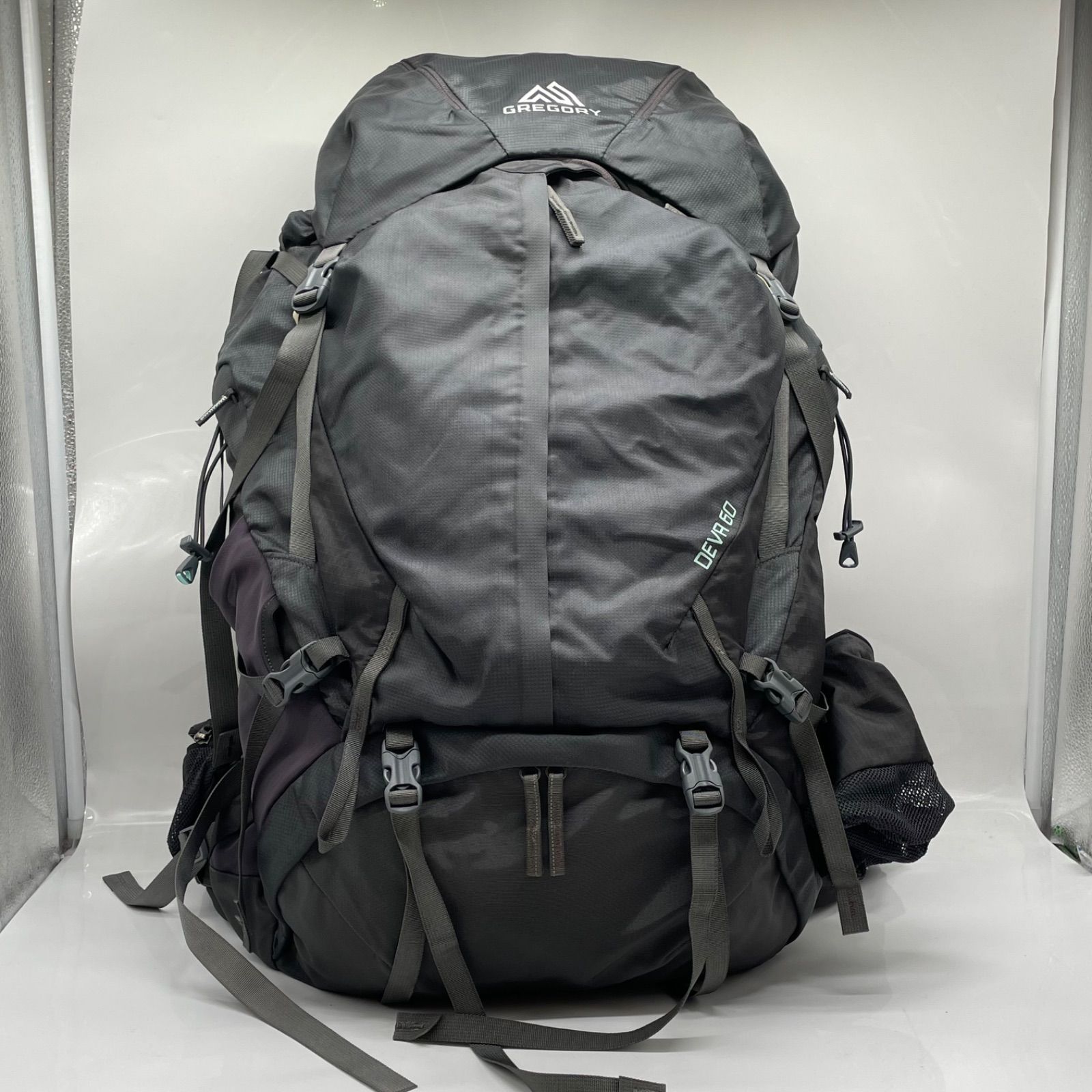 BN6147 グレゴリー Deva 60 WS ディバ 60 バックパック グレー×ブラック 女性用 レインカバー付き アウトドア 登山