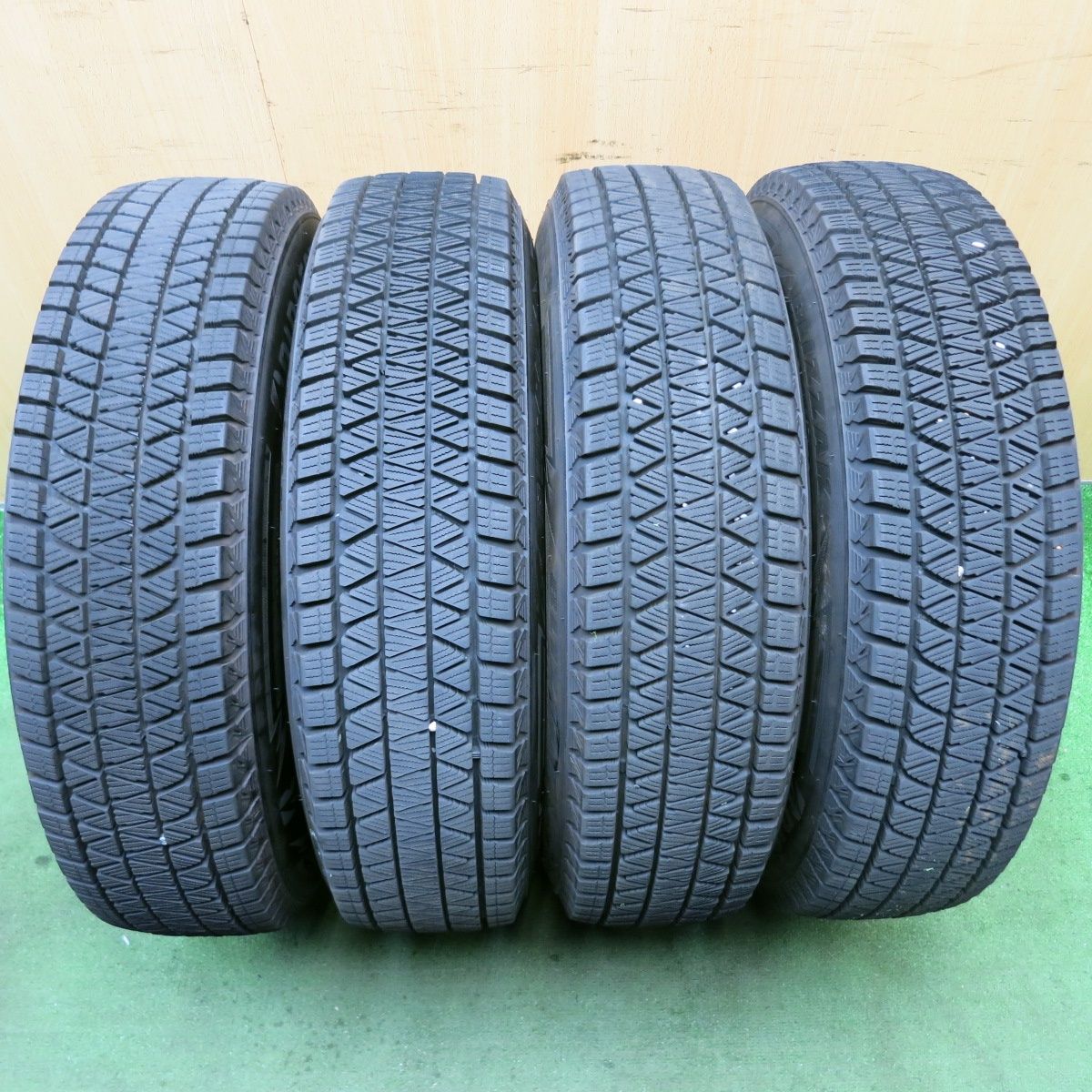 バリ溝!23年!キレイ!9.5分☆ジムニー 等 175/80R16 バリ溝!23年!キレイ!9.5分☆ジムニー 等 175/80R16