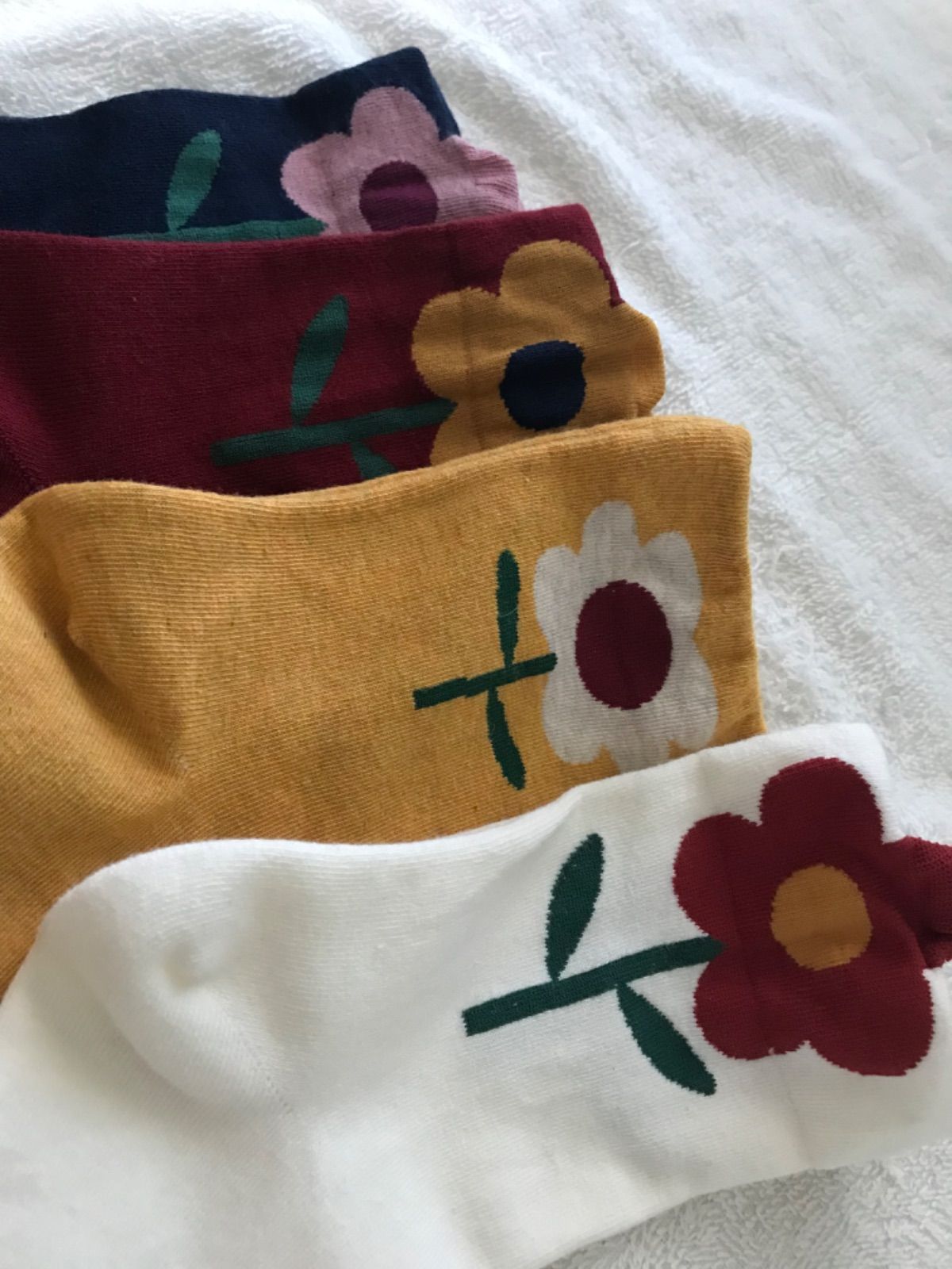 高級ブランド 新品 未使用 靴下 4足セット 韓国 可愛い フラワー ソックス 035 ソックス Www Setopen Com Www Setopen Com