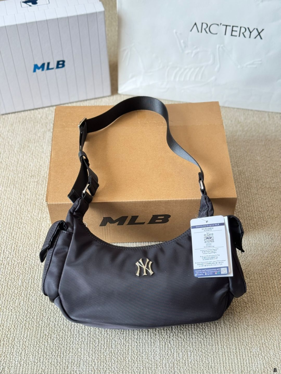 MLB モトサイクル アンダーアームバッグ - 25×13cm ユニセックス | -MM輸入
