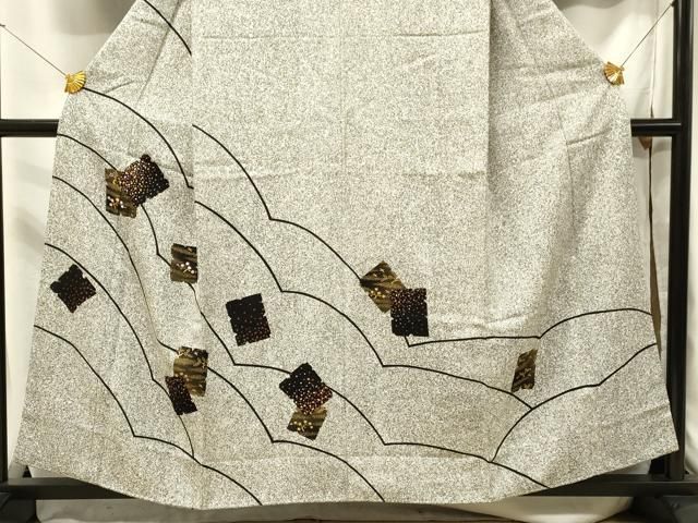 やす様お見分け品　新品未使用　刺繍訪問着単品 楽天市場】【新古品】 紬 付下げ 訪問着 未仕立て 正絹 五月