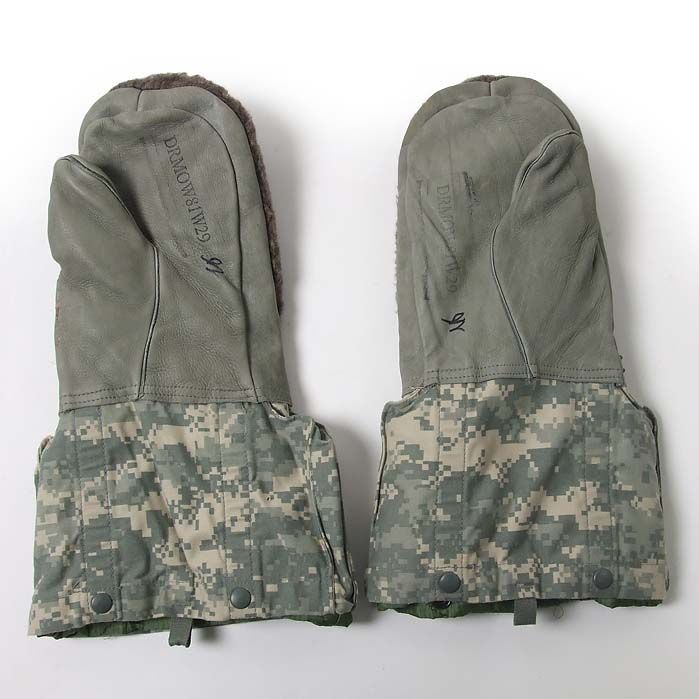 USArmy 米軍実物 放出品 ACU 迷彩 デジタルカモ ミトン 手袋 ウール ミリタリー USArmy 米軍実物 放出品 ACU 迷彩 デジタルカモ