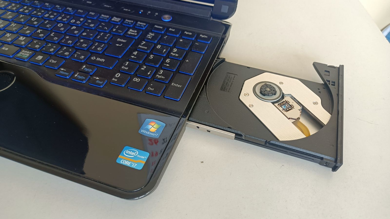 ノートパソコン 富士通 Core i7 Blu-ray FMV SSD 富士通（光学ドライブ