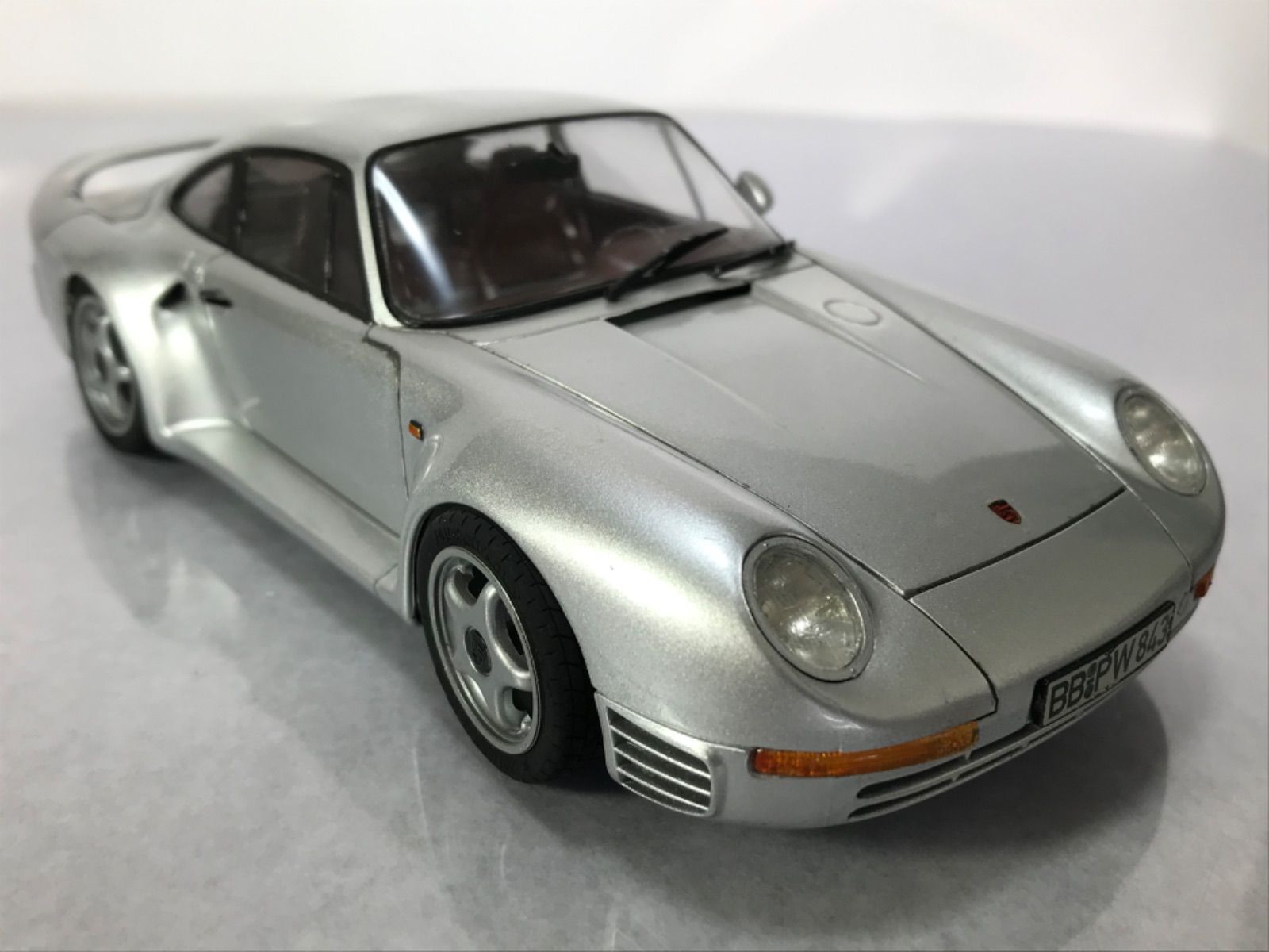 ポルシェ959 タミヤ1/24フルディスプレイキットの完成品 library