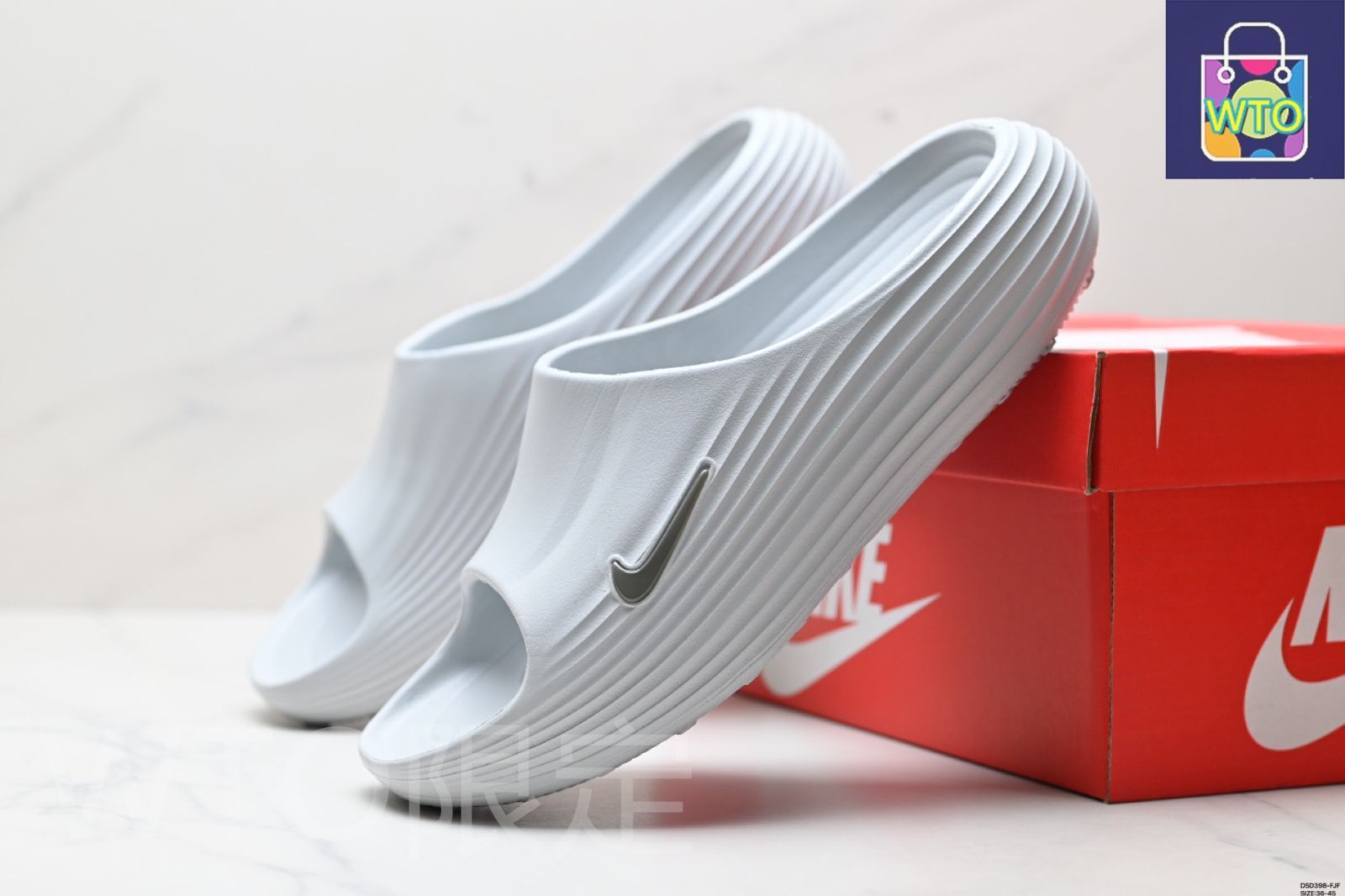 品質保証！ Nike ReactX REJUVEN8 Slide ナイキ シンプルで快適な 穴付きスリッパ送料無料 在庫 セール価格 -WTO輸入2