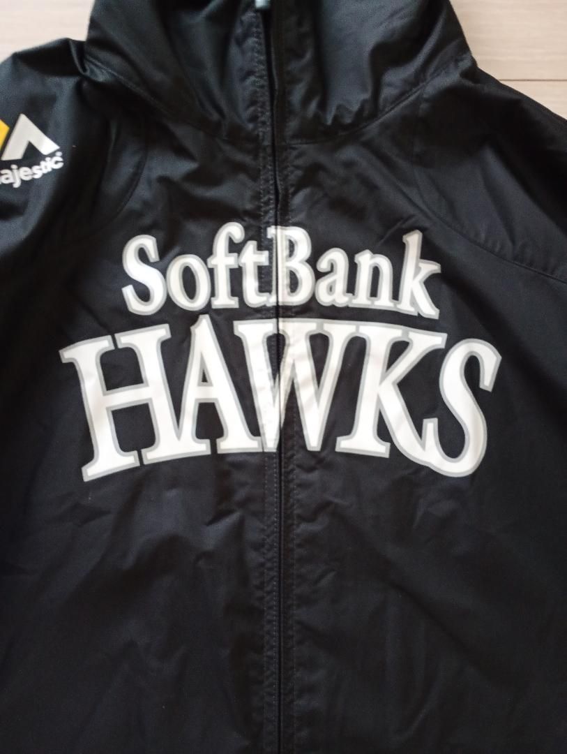ソフトバンクホークス　マジェスティック　中綿ナイロンジャケット　L Softbank マジェスティック ソフトバンク ナイロンジャケット L