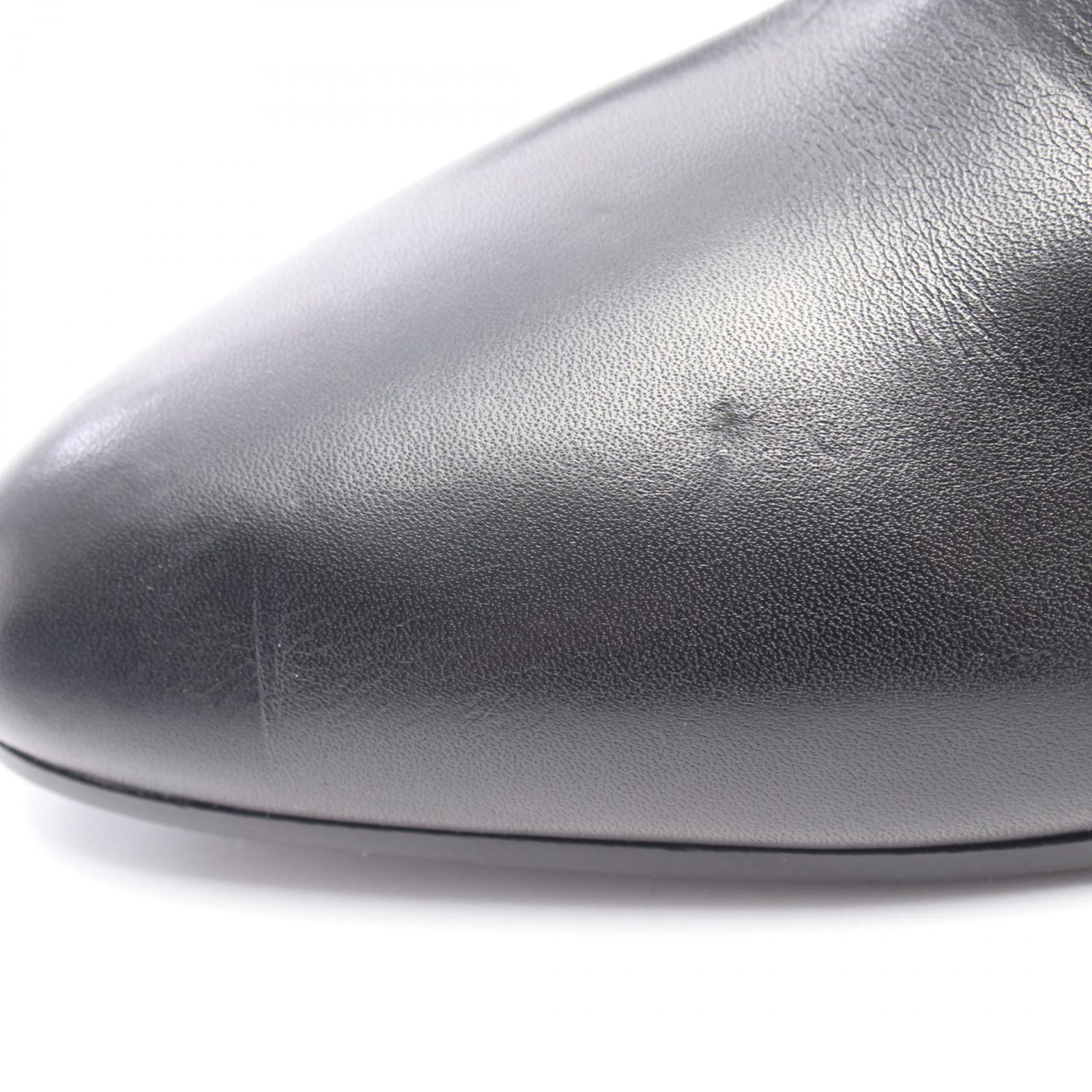 モノグラム レザー