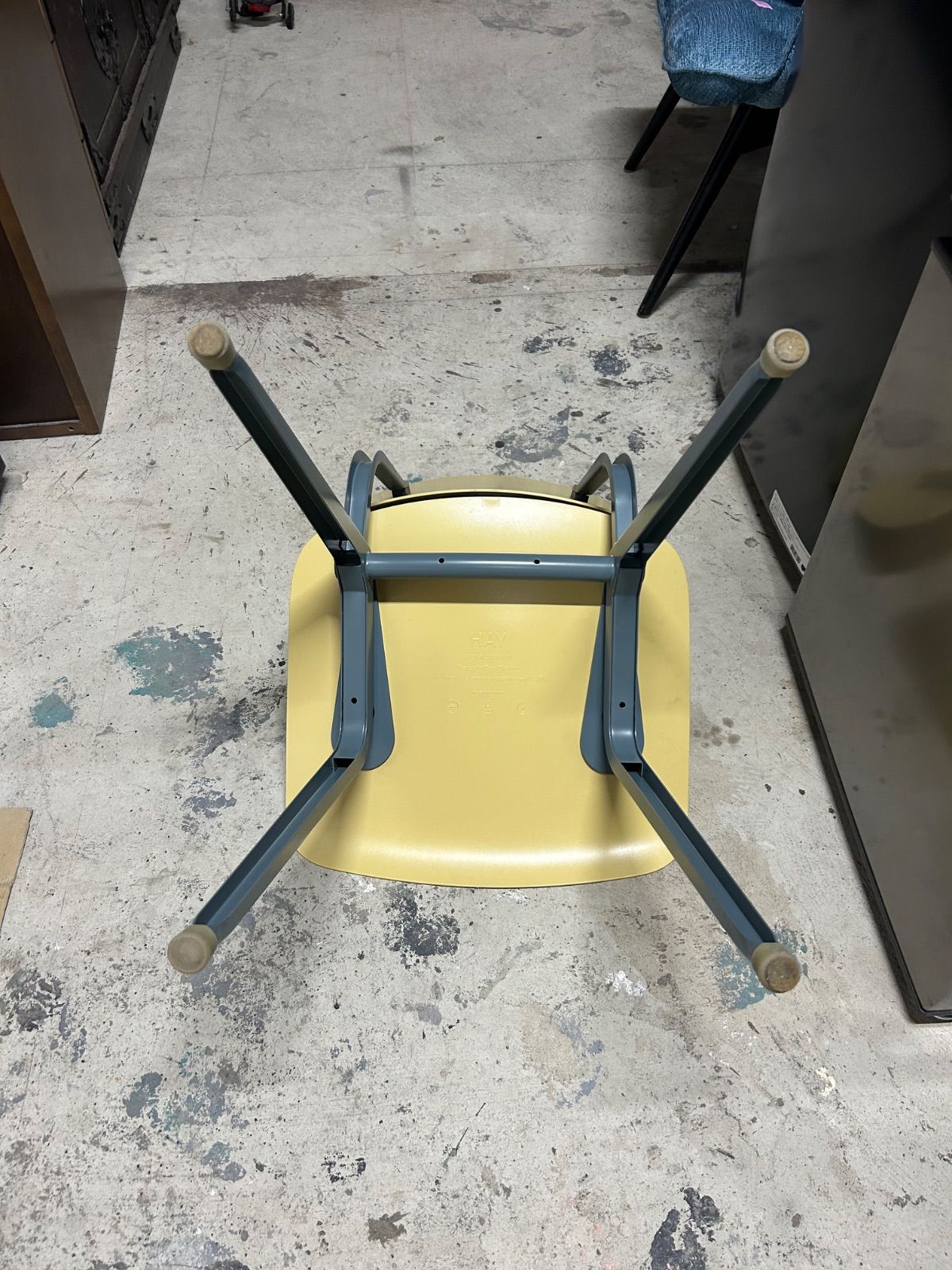 ジャンク品】 HAY / REVOLT CHAIR / イエロー ジャンク品】 HAY