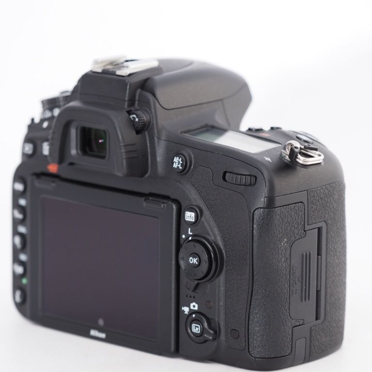 Nikon D750 デジタル一眼レフ 本体のみ Amazon | Nikon D70 デジタル一眼レフカメラ レンズキット [AF-S