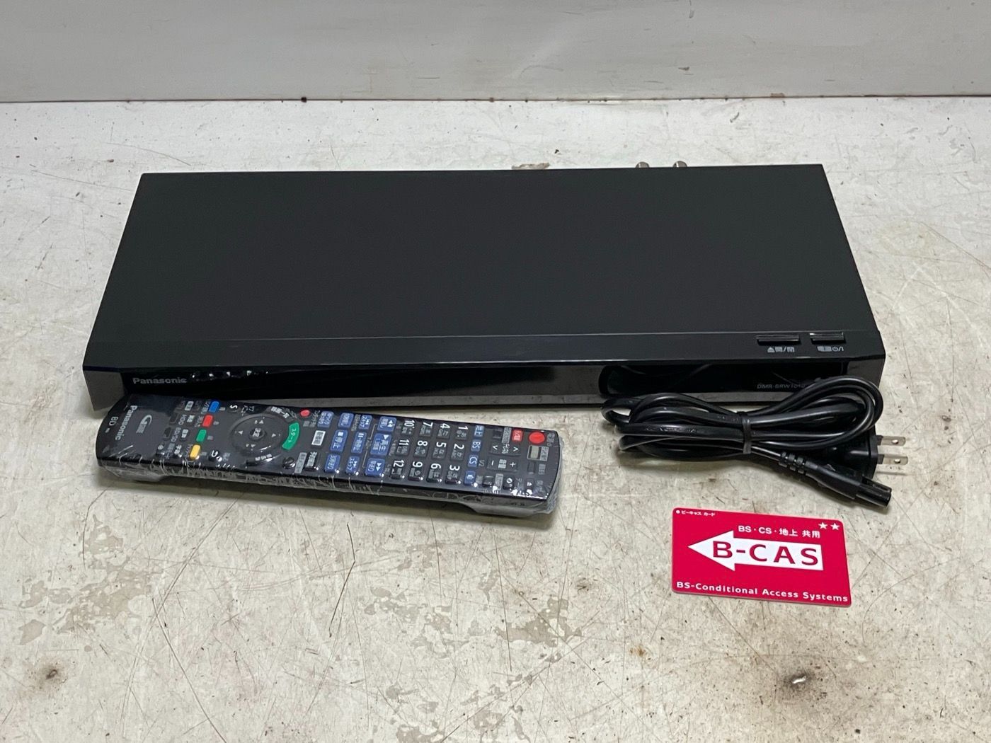 パナソニック ブルーレイレコーダー 「DMR-BRW1020」 動作品 究極の4K