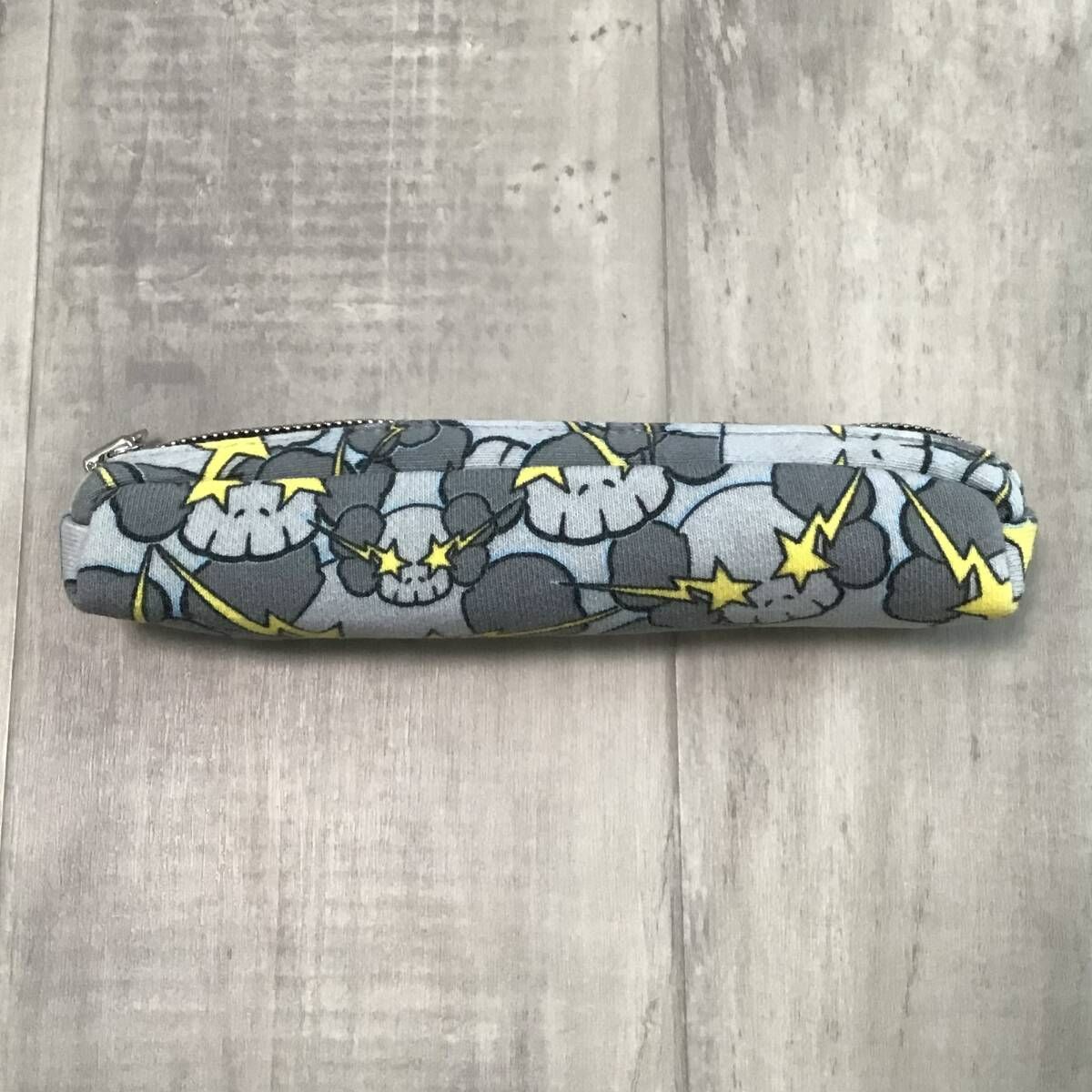 ☆激レア☆ KAWS × BAPE SKULL STA ペンケース ポーチ a bathing ape 