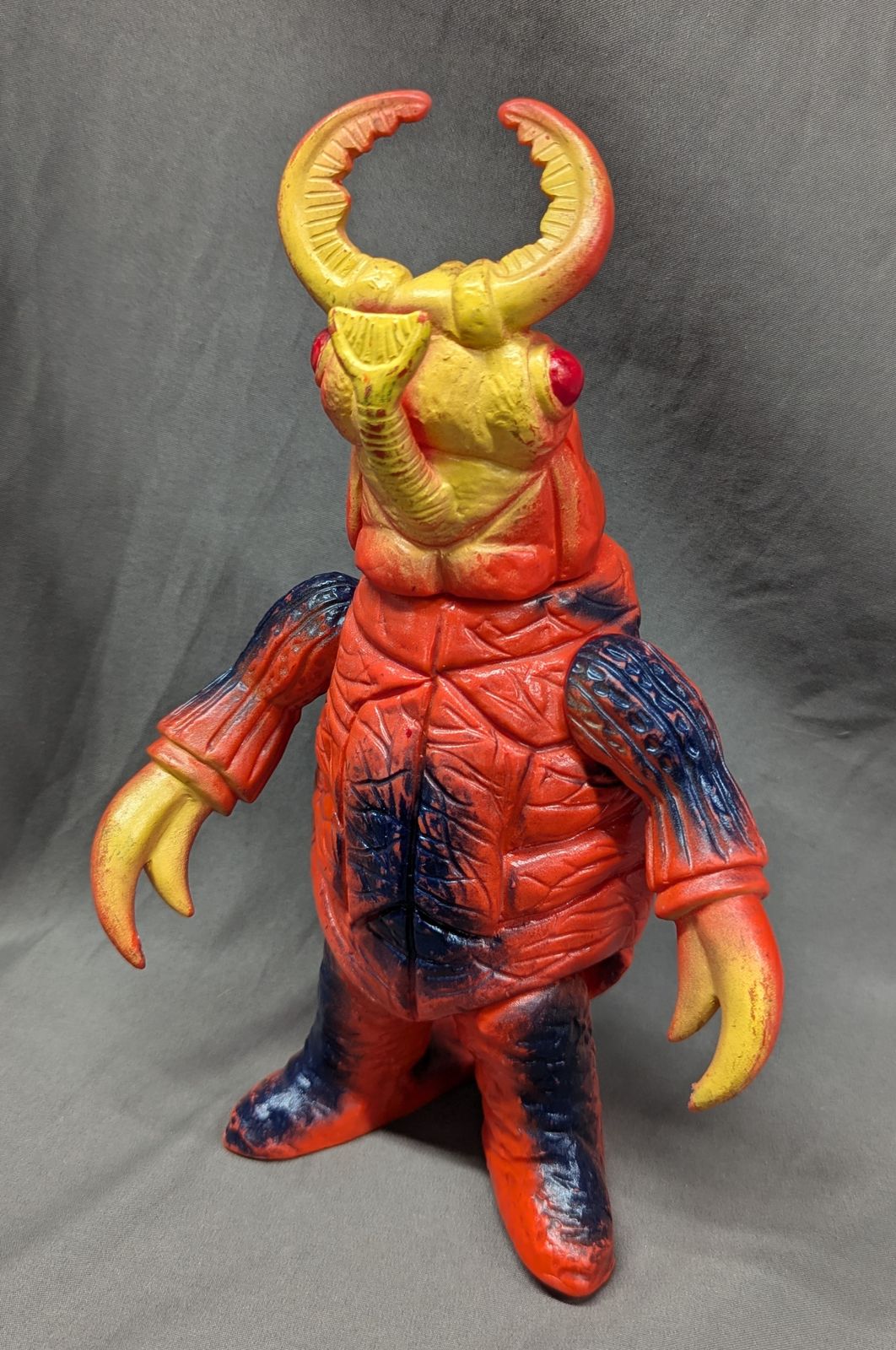 ブルマァク ブルマァクST/VINソフビ ノコギリン/朱色成型に薄肌色 未