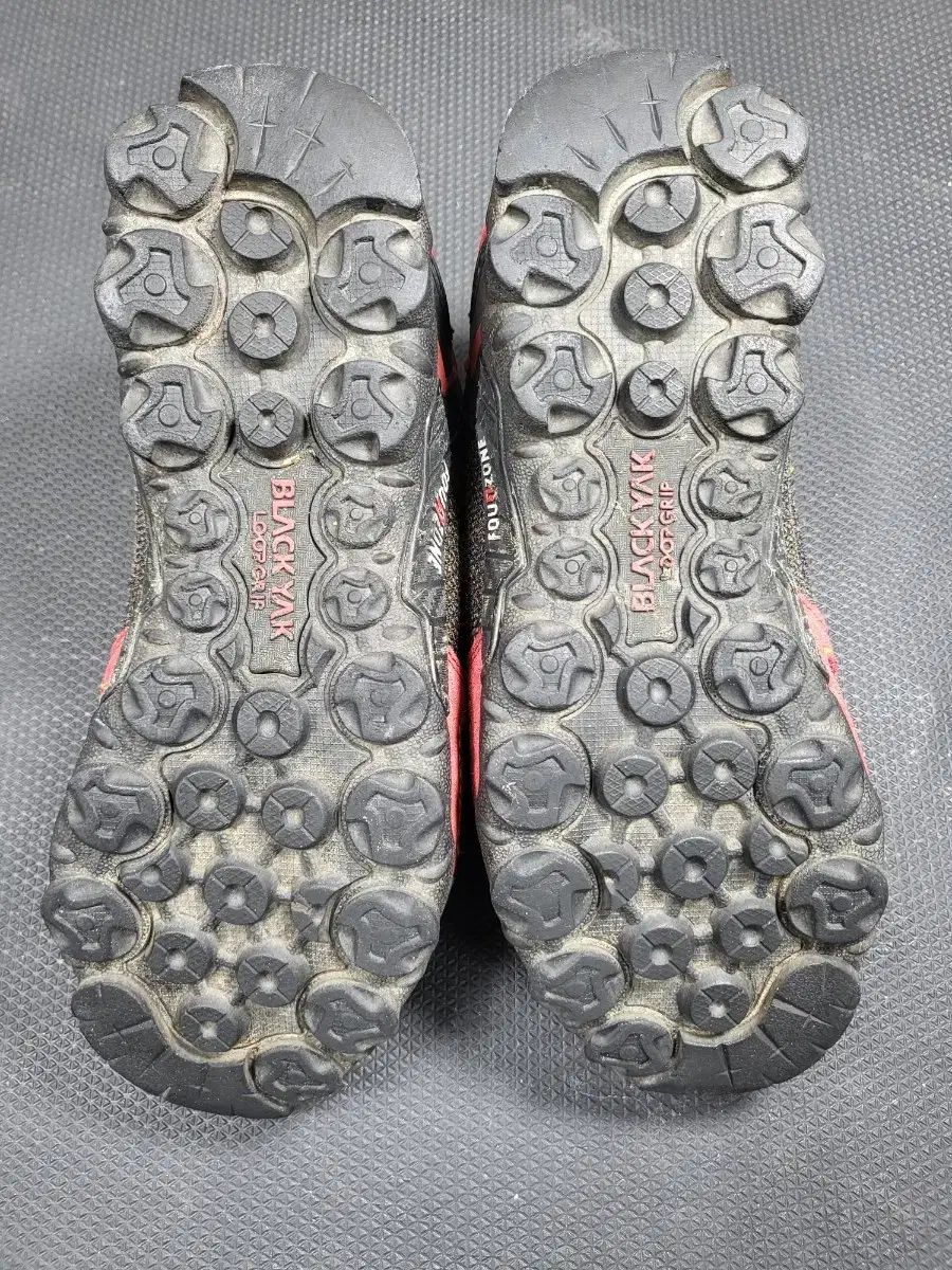 Caliber レディース