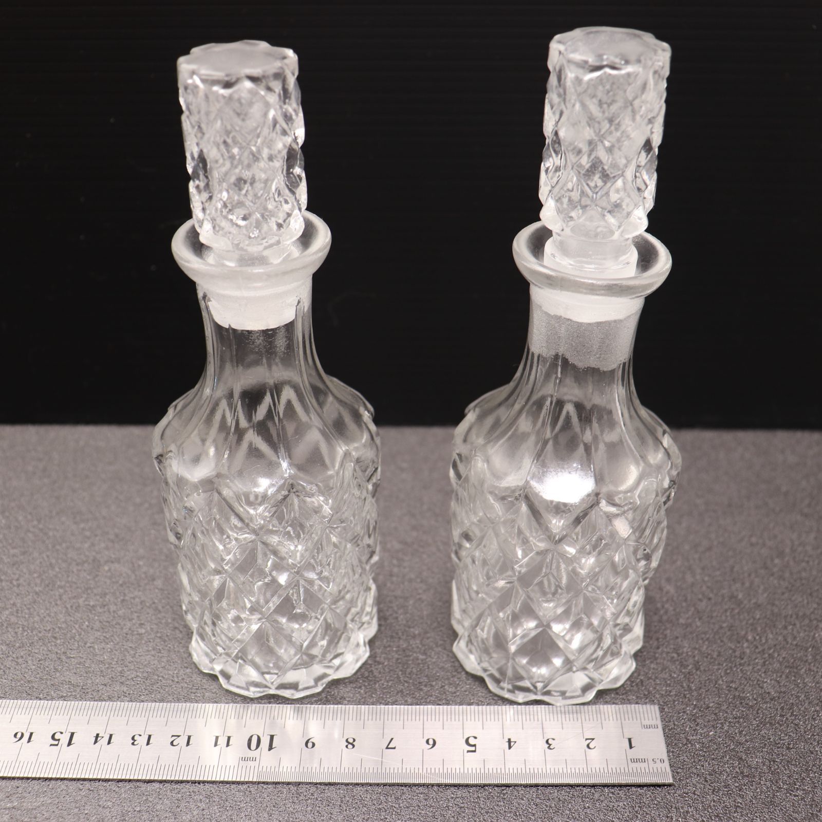 カットガラス 香水瓶 切子 調味料入れ 2個セット アンティーク風