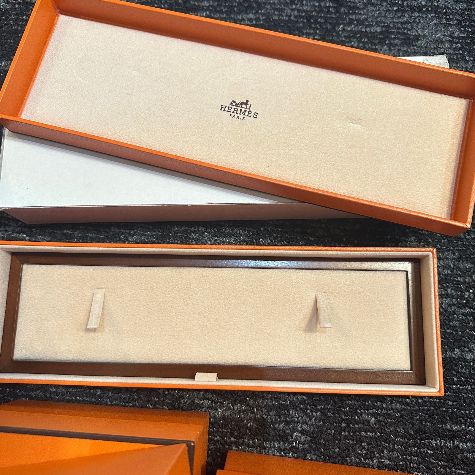 BOX 16個