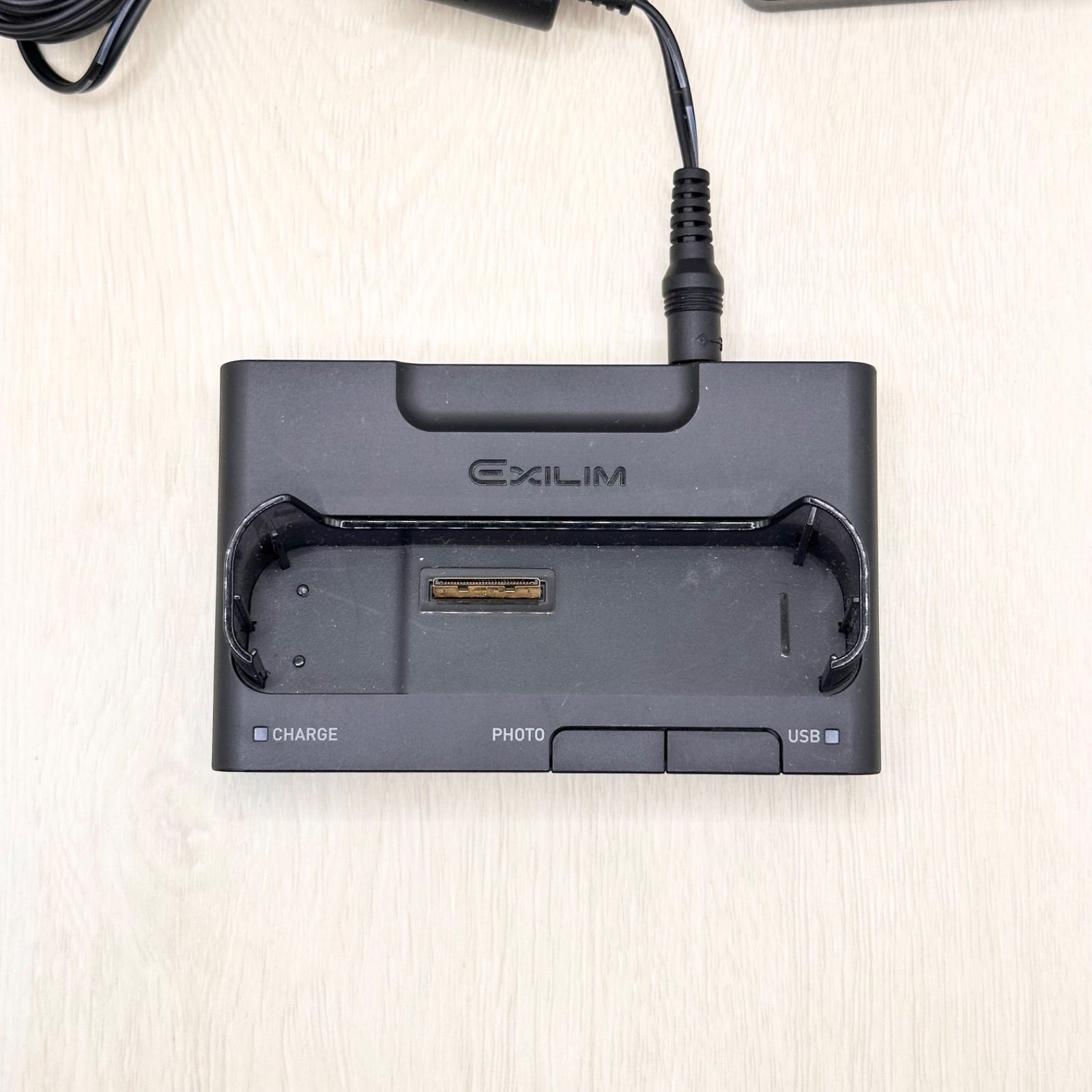 CASIO EXILIM EX-Z1200デジタルカメラ　卓上充電器付　セール中 CASIO EXILIM EX-Z1200 デジタルカメラ充電器込み 【公式通販】