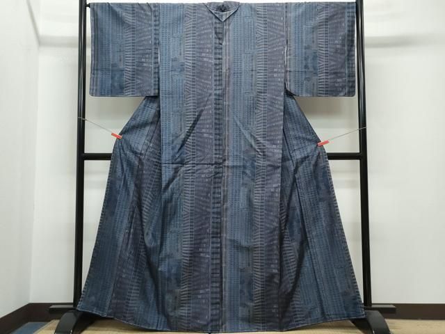 平和屋着物●本場大島紬　9マルキ　風景文　正絹　逸品　未使用　CAAR8369vf 平和屋着物○本場大島紬 9マルキ 風景文 正絹 逸品 未使用 CAAR8369vf