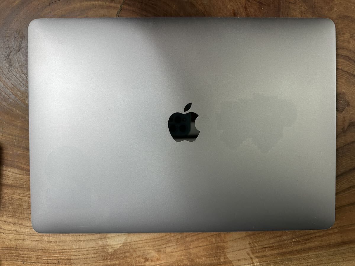 美品新品バッテリー」Apple MacBook PRO Retina 13inch 2017