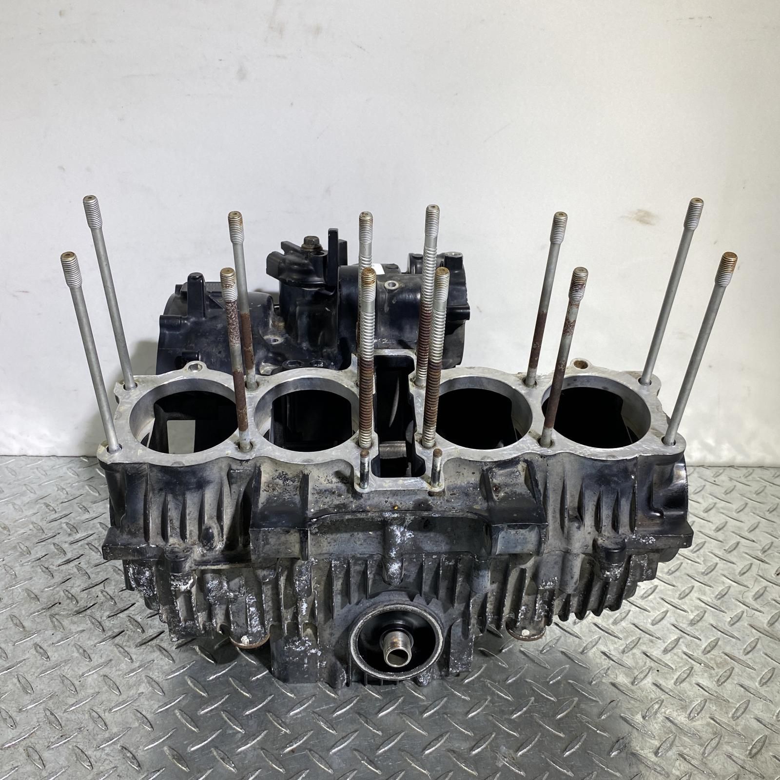 RC42 クランクケース