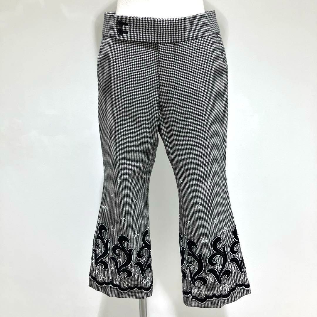 コムデギャルソン COMME des GARCONS 千鳥格子柄×花刺繍 ベルボトムパンツ 黒×白 Sサイズ 2001年