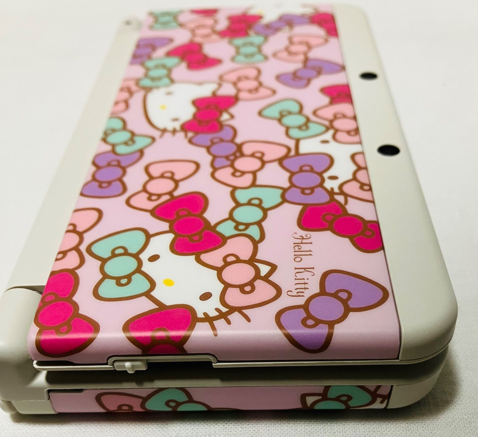 ニンテンドー3DS - 3DS キティ 美品 Nintendo NEW ニンテンドー 3DS ホワイト ハローキティきせかえ