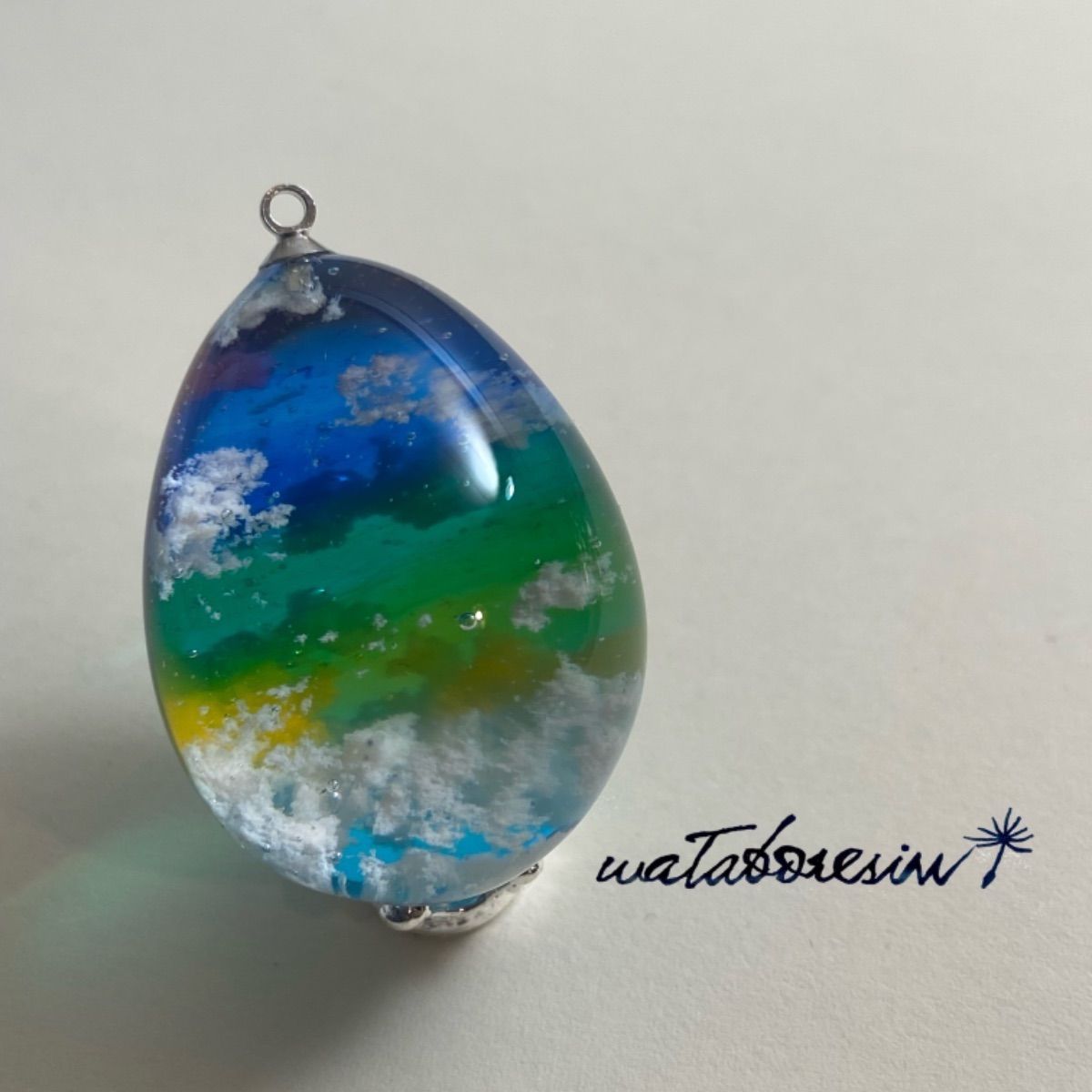 レジン アクセサリー ネックレス 雲 青空 虹