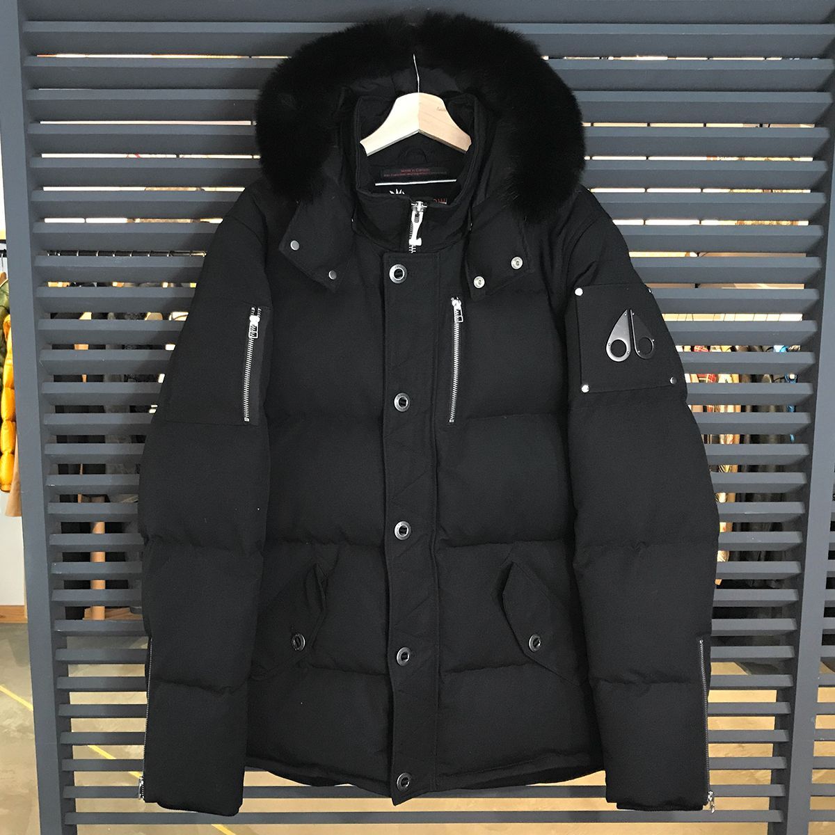 超美品 ムースナックルズ スリークォータージャケット ダウン ブラック 