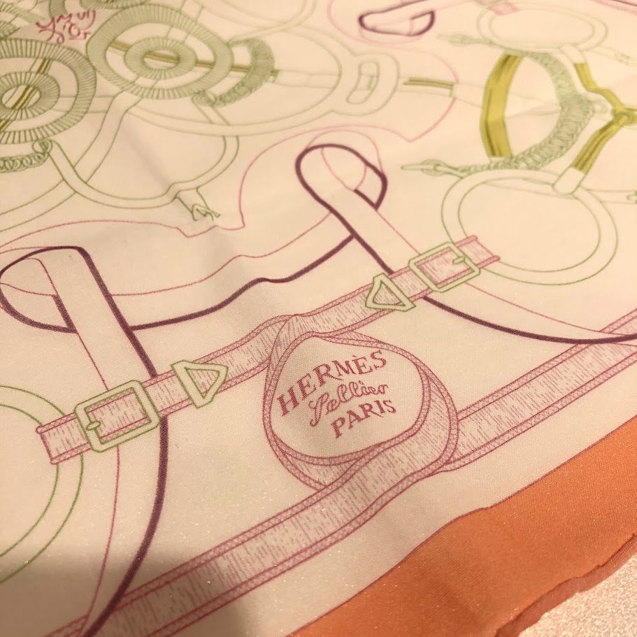 HERMES エルメス ハンカチ Eperon d'Or エプロンドール 紙タグ付 箱