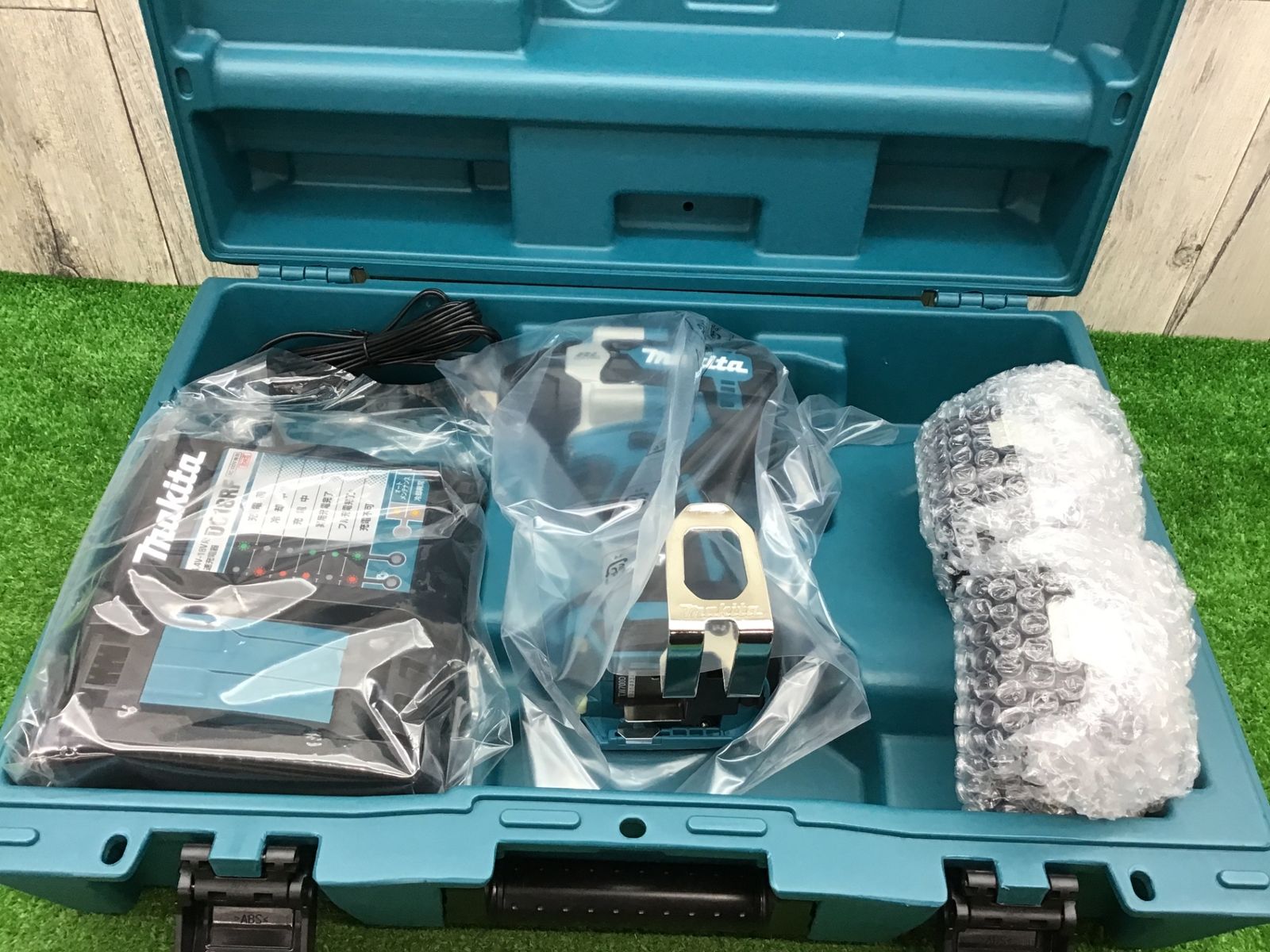 送料無料 ♥品 △マキタ makita コードレスインパクトレンチ TW700DRGX△アクトツール富山店△Y2
