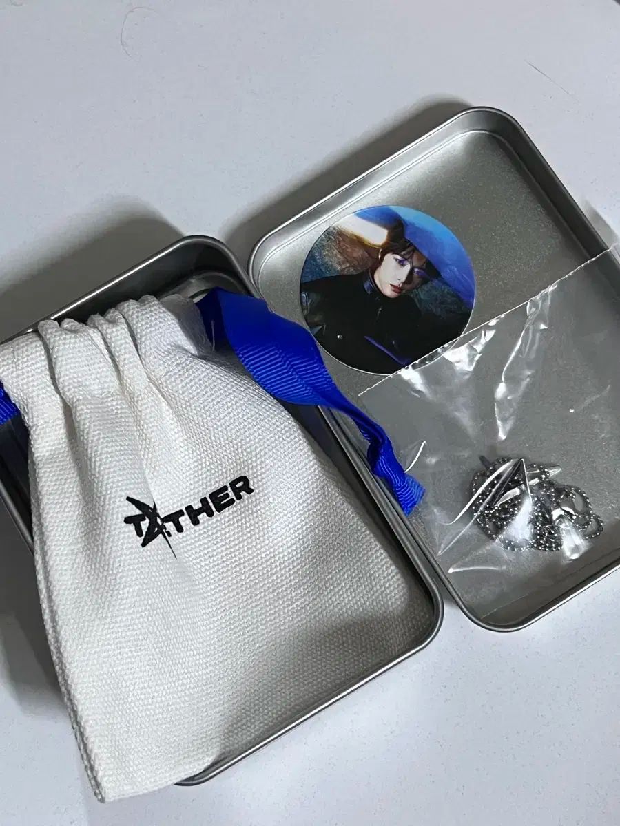TOMORROW X TOGETHER(TXT) ショーケース セット ネックレス
